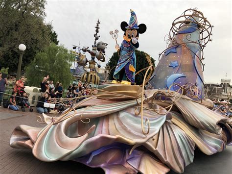 Celebrating Disney Characters: Spotting Your Favorite Along the Magic Happens Parade Route
